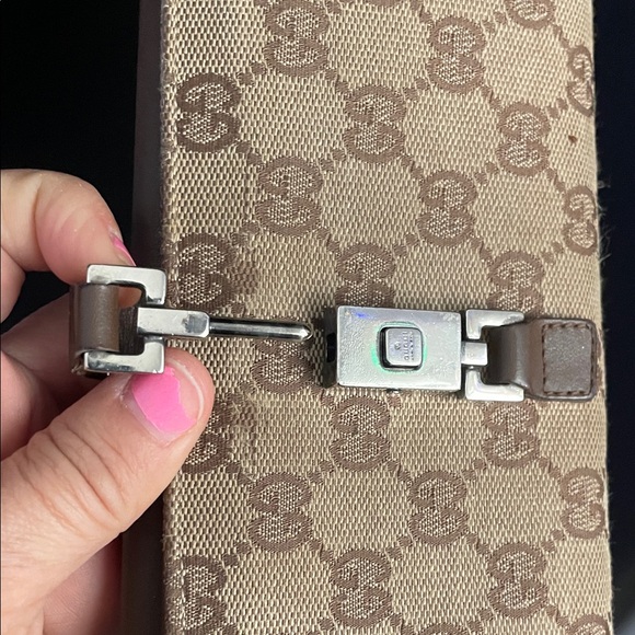Gucci Beige and Brown iconic Monogram GG Supreme Long wallet - Picture 12 of 17